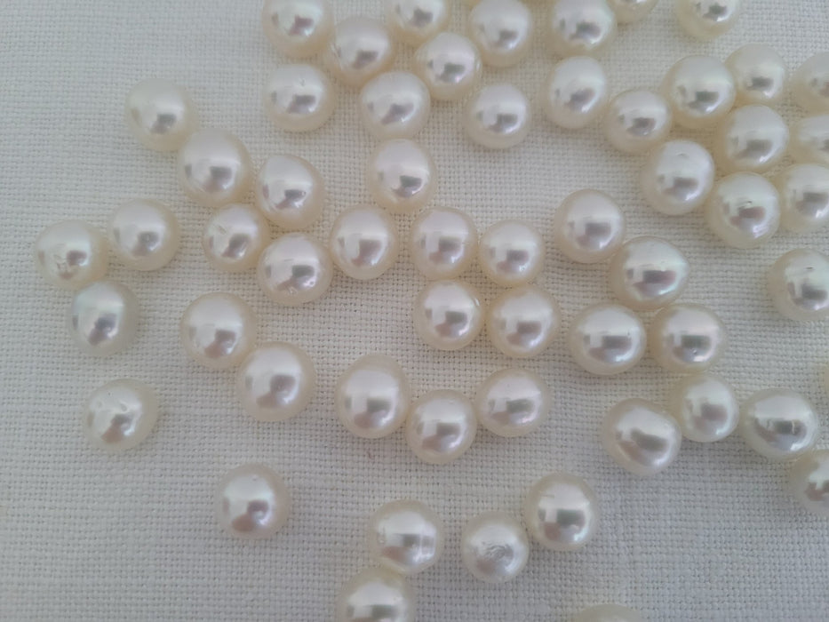 Wholesale Lot White South Sea Pearls 9-10 mm, 61 pcs of Very High Luster - Only at  The South Sea Pearl